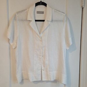Everlane Short Sleeve Button-Down Shirt